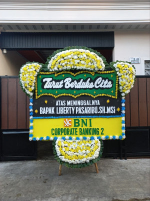 Papan Bunga Duka di Wijaya Kusuma