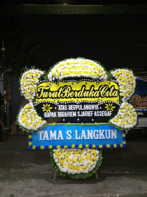 Papan Bunga Duka di Wijaya Kusuma